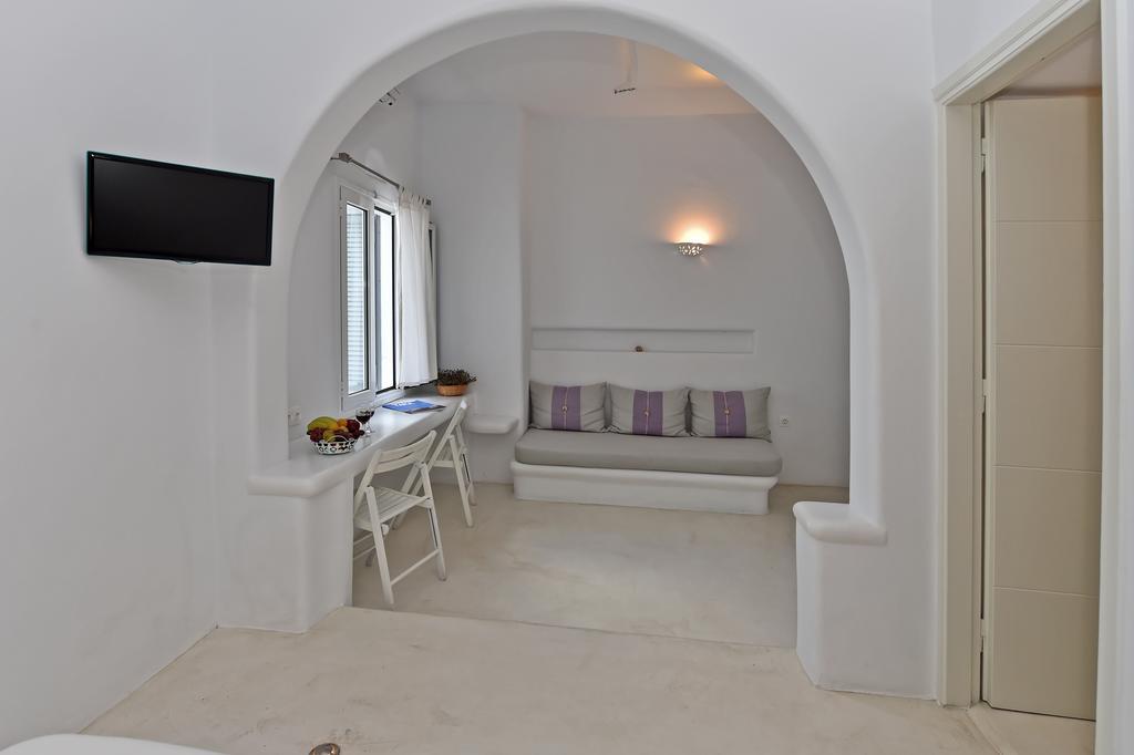 Eleftheria Veloudiou Tinos Exterior photo