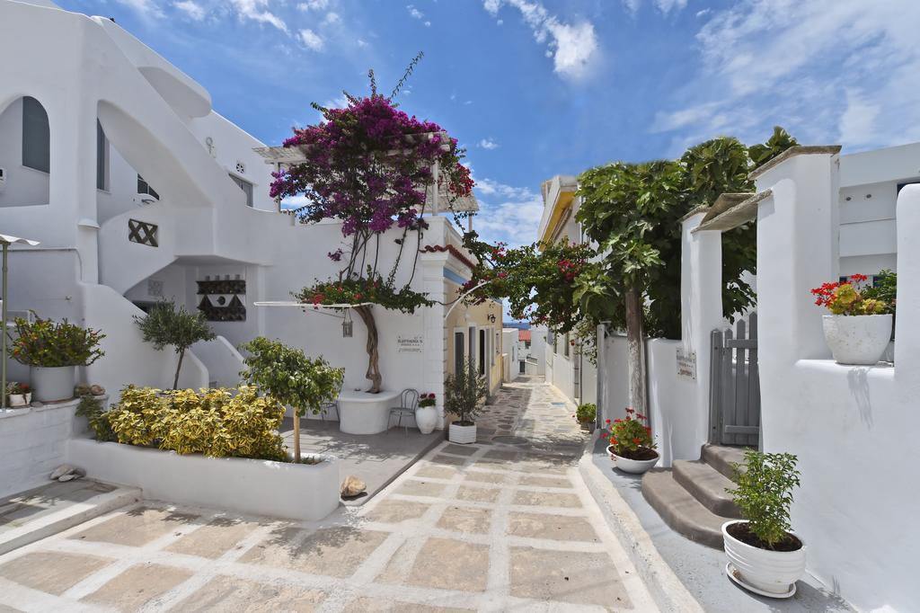 Eleftheria Veloudiou Tinos Exterior photo